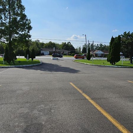Mount Laurel Motel 헤이즐턴 외부 사진